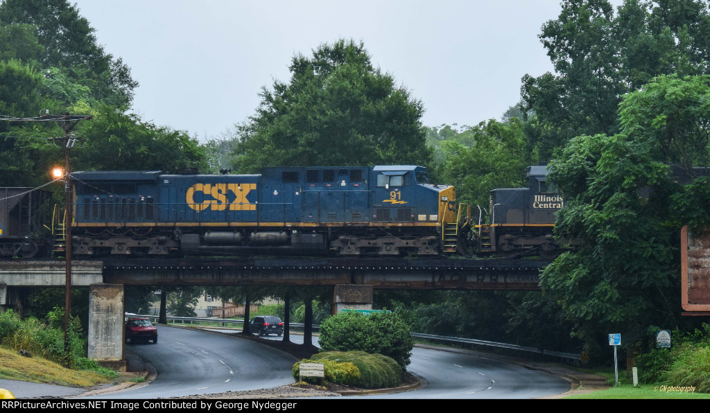 CSX 91 crossing Hwy 221 on a rainy day